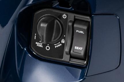 经济耐用选弯梁车还是踏板车,弯梁车和踏板车哪个体验好