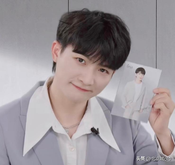 明星出道海选周深,周深舞台2023导师视频