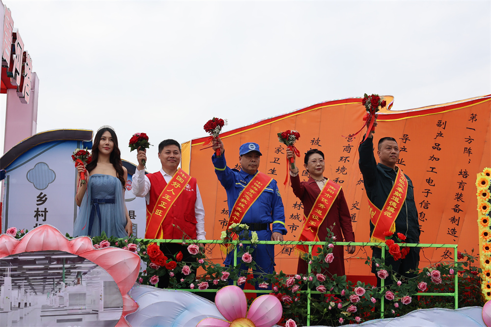 绿色中国行走进大美南阳直播,绿色中国行走进明月山乌兰图雅