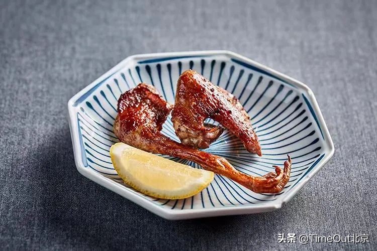 吃饱喝美幸福满溢，京城7个餐饮新消息