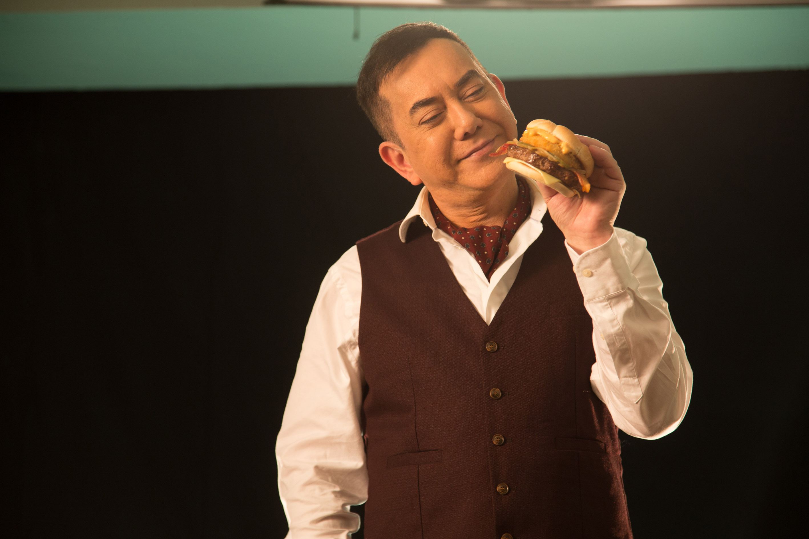 黄秋生是一个怎么样的人,黄秋生是一个怎样的人