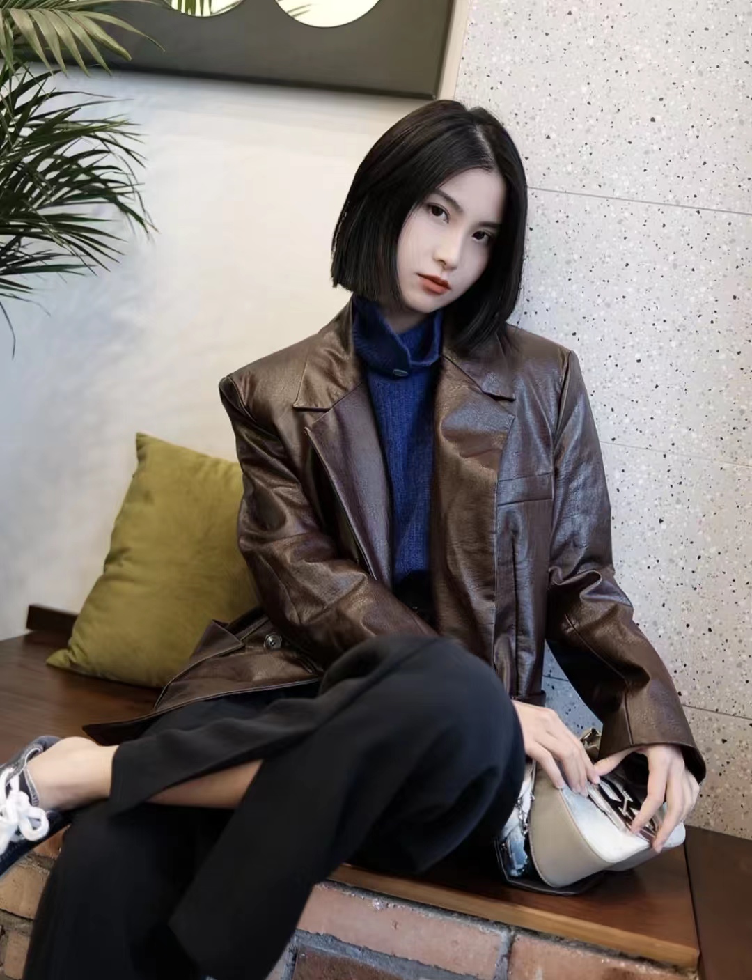 秋冬穿搭高级成熟韩系推荐,女生15岁秋冬韩版潮流穿搭
