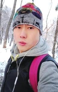 救人的小伙被找到,救人的白衣大哥找到了吗