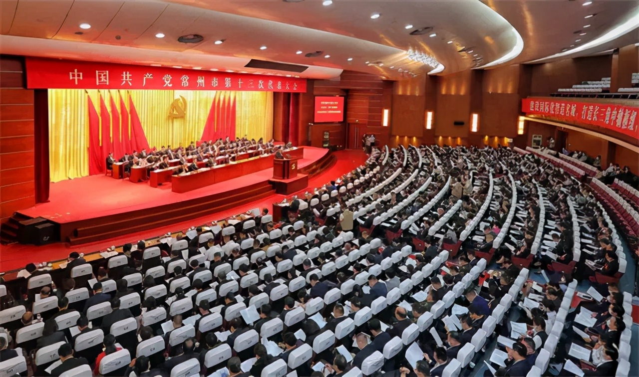 2021年，常州，牛牛牛！什么都挡不住常州奔跑的脚步…