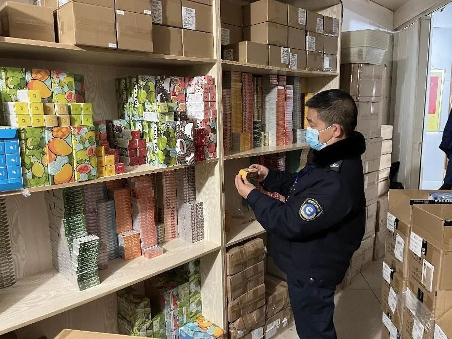 警惕这种奶茶杯千万别碰,这2种奶茶杯千万不要碰