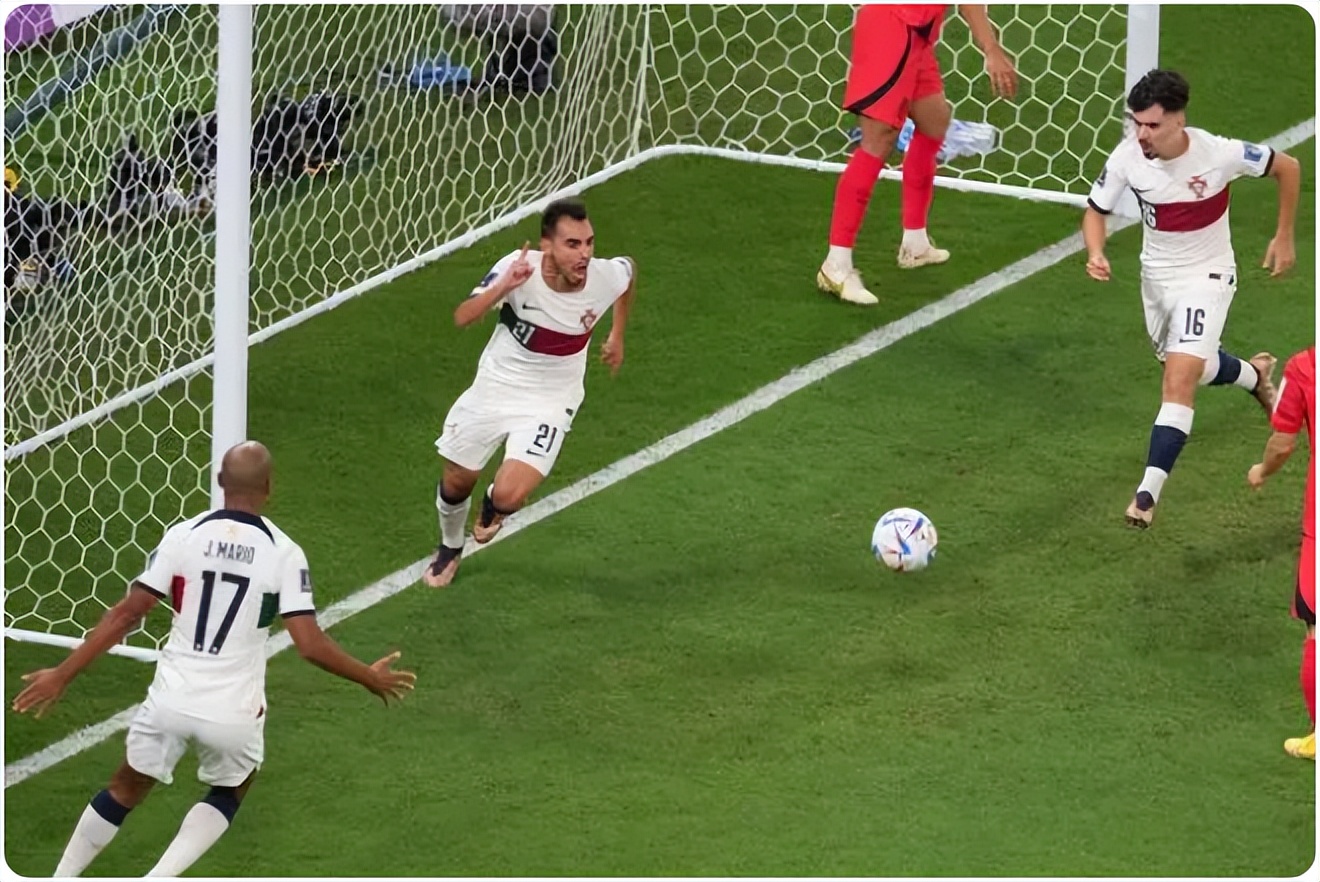 补时连进两球带领葡萄牙取胜,韩国2-1绝杀葡萄牙进16强