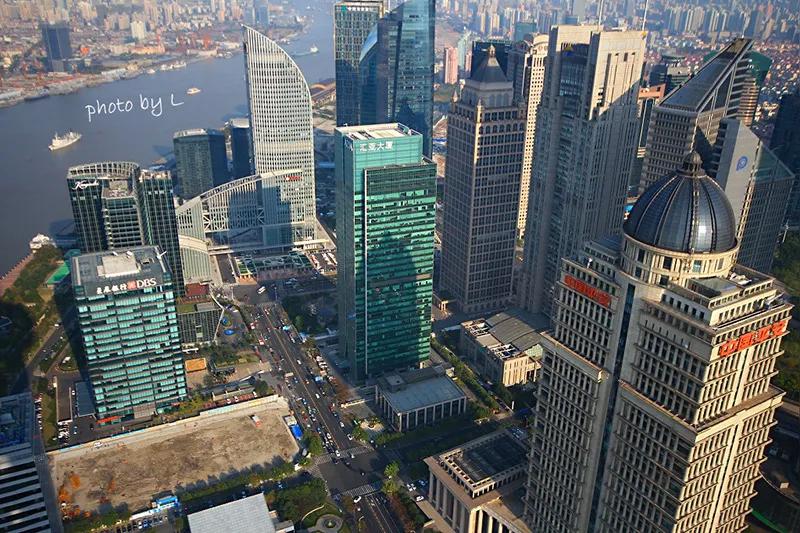 上海十大人气景点有外滩、南京步行街、上海迪士尼乐园…