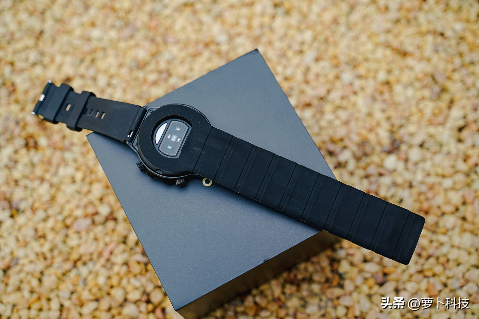 罗能和dido血压监测手表对比评测,dido手环测血压手表好用吗