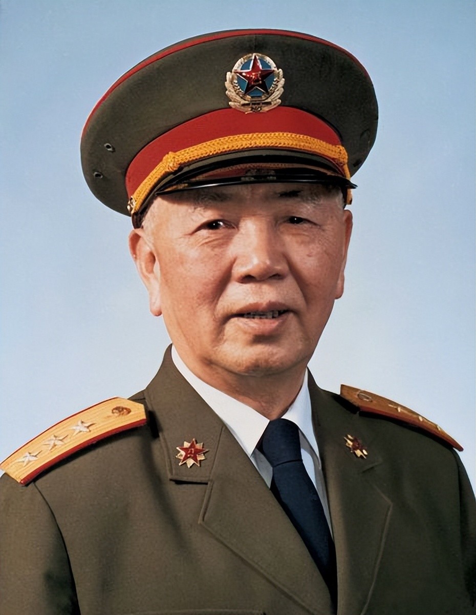 军委制定接防香港方案，忽视了*力武**准备，*小平邓**沉着脸说了2句话