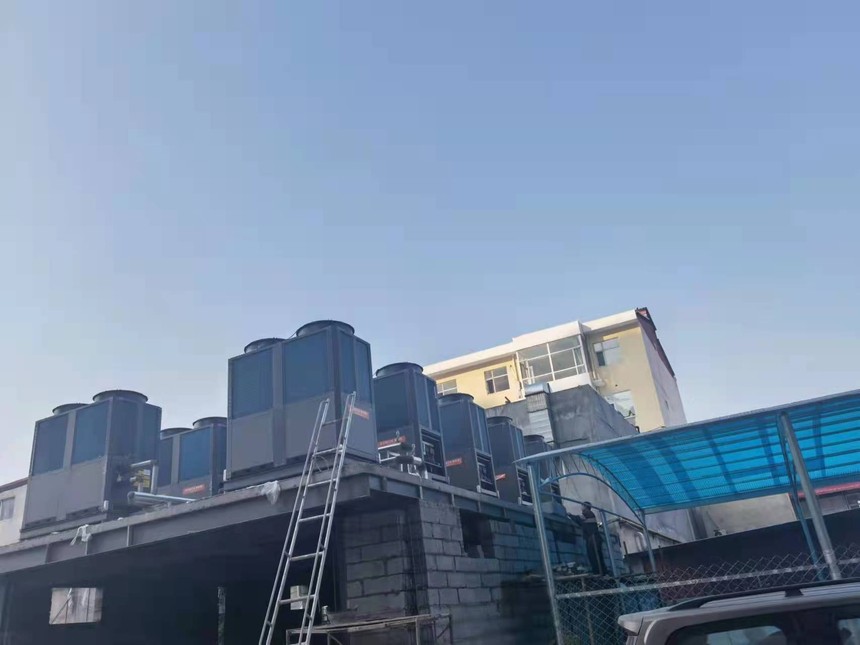 空气源热泵为清洁供暖开辟新路,农村清洁采暖为何青睐空气能