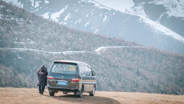 香格里拉去德钦的路好走吗,香格里拉到德钦自驾游攻略