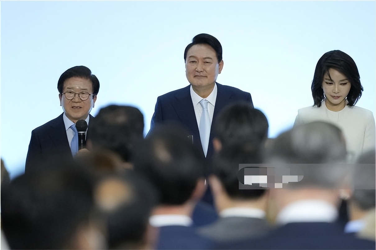 韩国第一夫人美貌被质疑,韩国第一夫人不在美颜下的现状