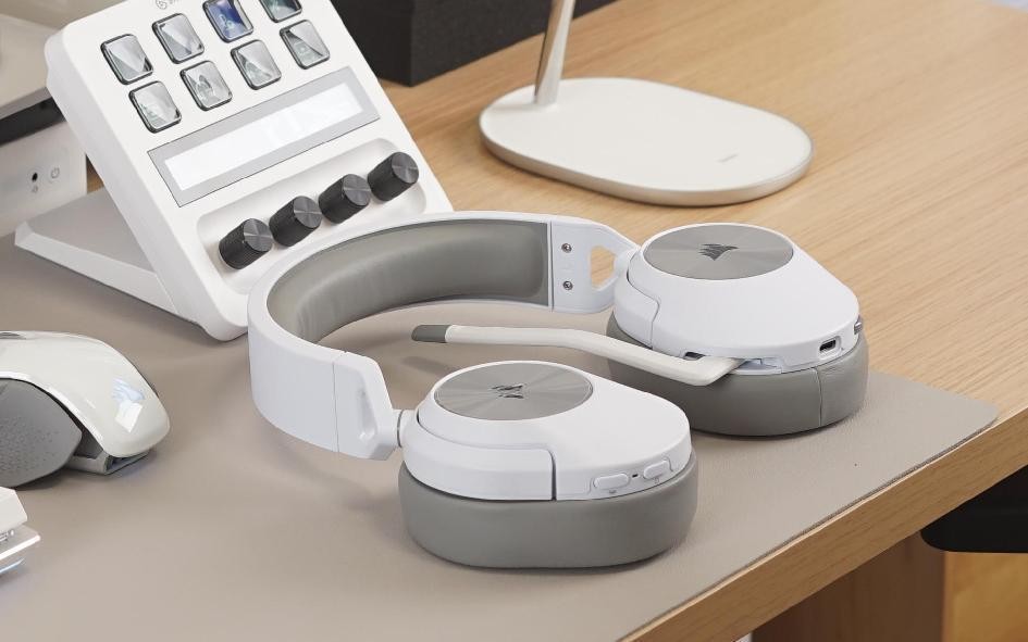 提升桌面颜值的桌搭好物,蓝色系风格桌搭