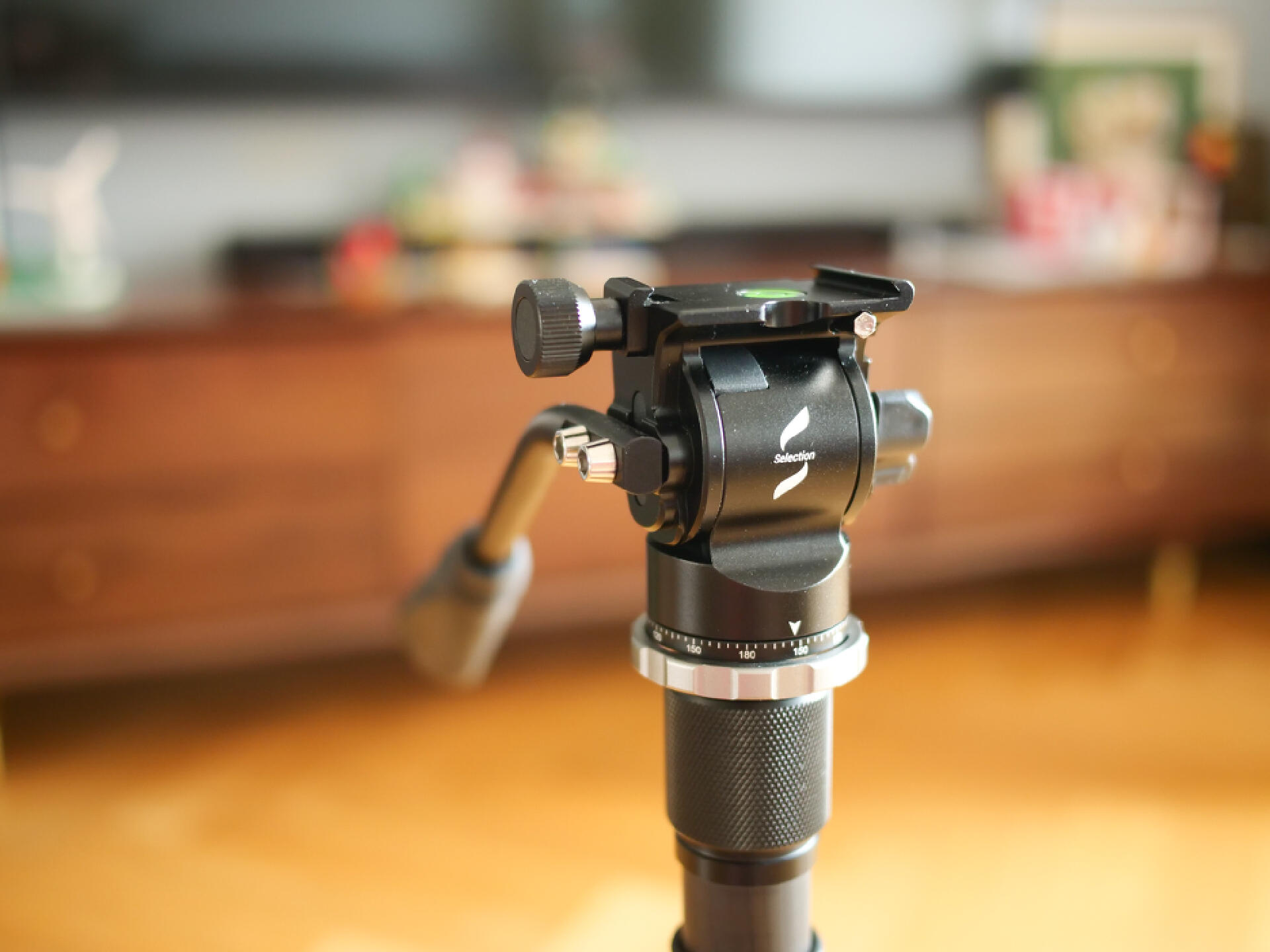 有好的摄影器材就能拍出好照片,适合新手拍摄的摄影器材