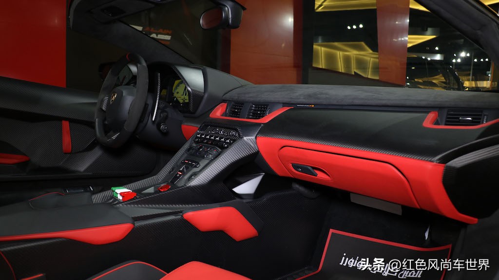 兰博基尼毒药,兰博基尼比毒药还难得一见