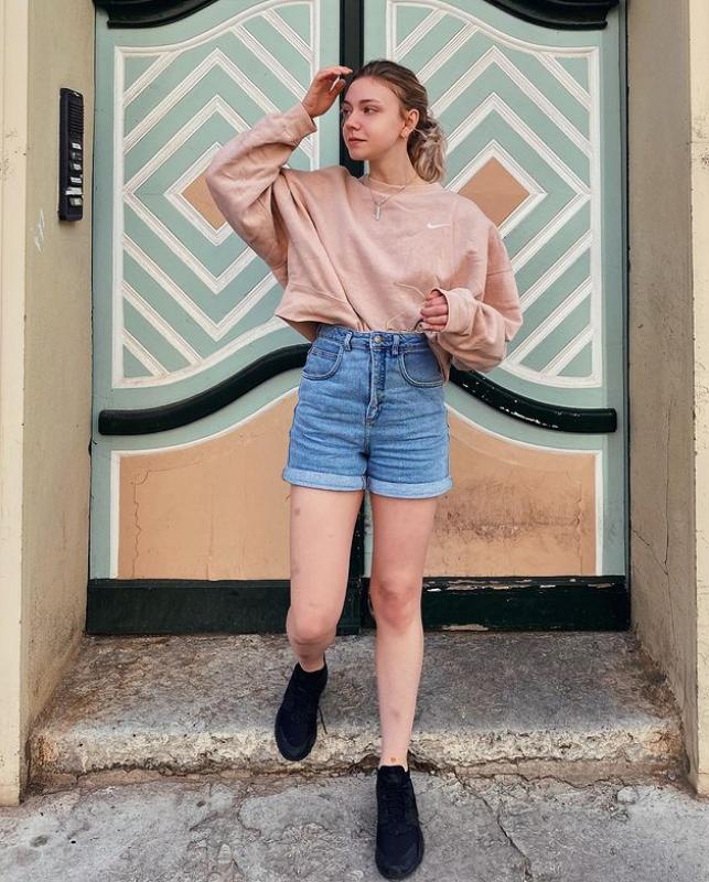 21岁德国模特凭“精灵美貌”火遍亚洲，却突然失踪？牵出黑暗内幕