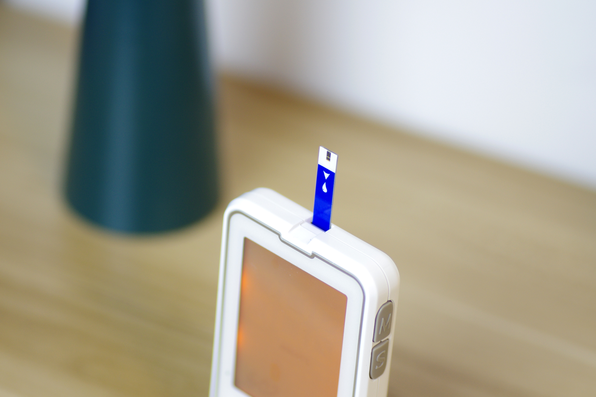 爱奥乐血糖仪测试视频,爱奥乐血糖仪测血糖视频教程