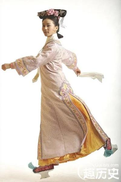 清朝花盆底鞋的演变,清朝花盆鞋谁发明的