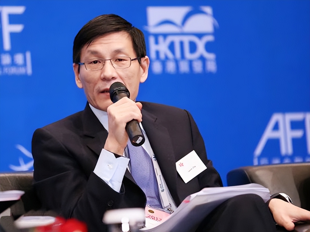 中国经济奇迹是如何实现的？还能持续多久？