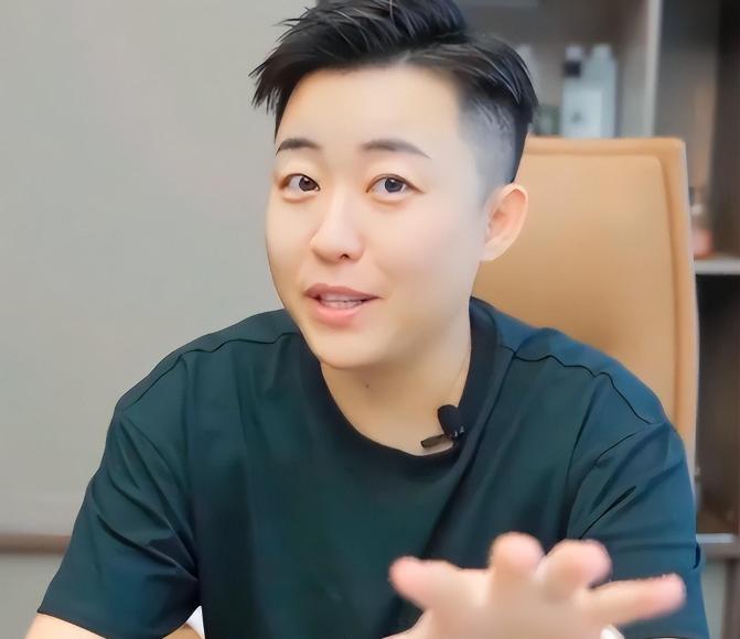 吉林女孩重金50万国外购买精子，生下混血宝宝，网友质疑：真恶心