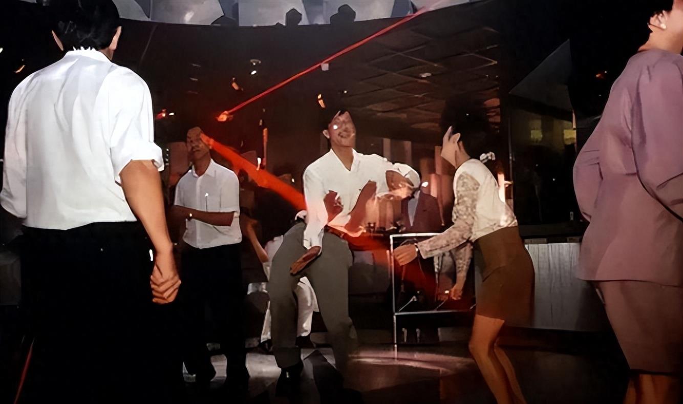 女大学生租别墅当*女妓**,2个月接客600人。只服务“高端客户”