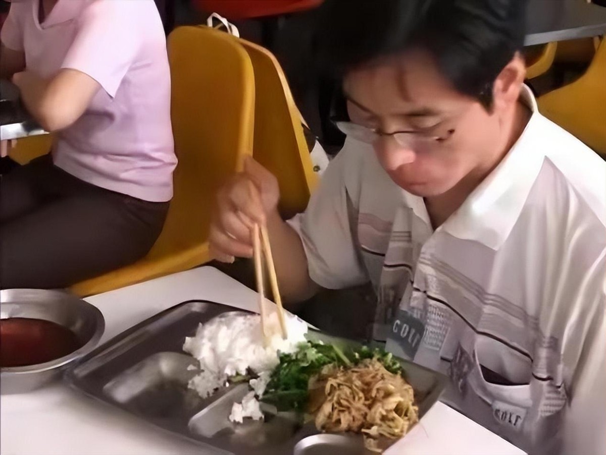 读书是穷孩子改变命运的最好出路,读书是普通人最好的出路