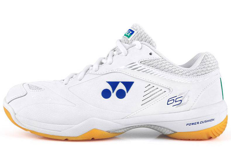 过年了买件衣服犒劳一下自己,羽毛球装备购买指南