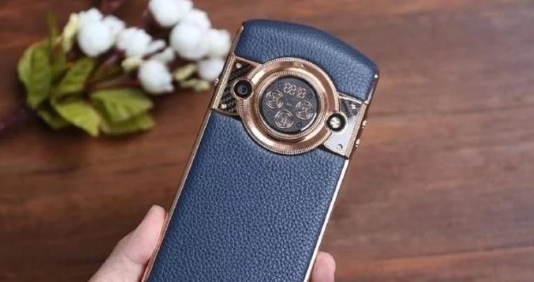 8848新手机价格,8848土豪手机多少钱一部