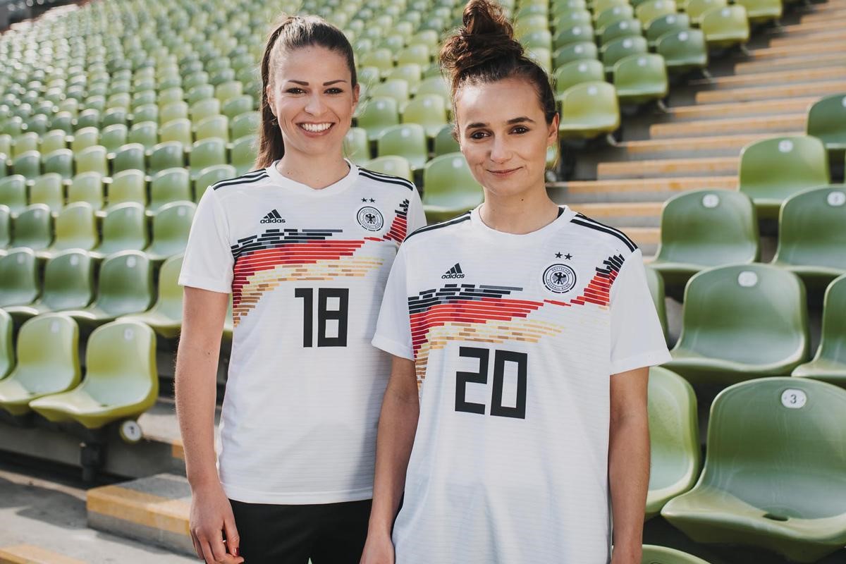 2019女足世界杯球衣,女足颁奖铿锵玫瑰