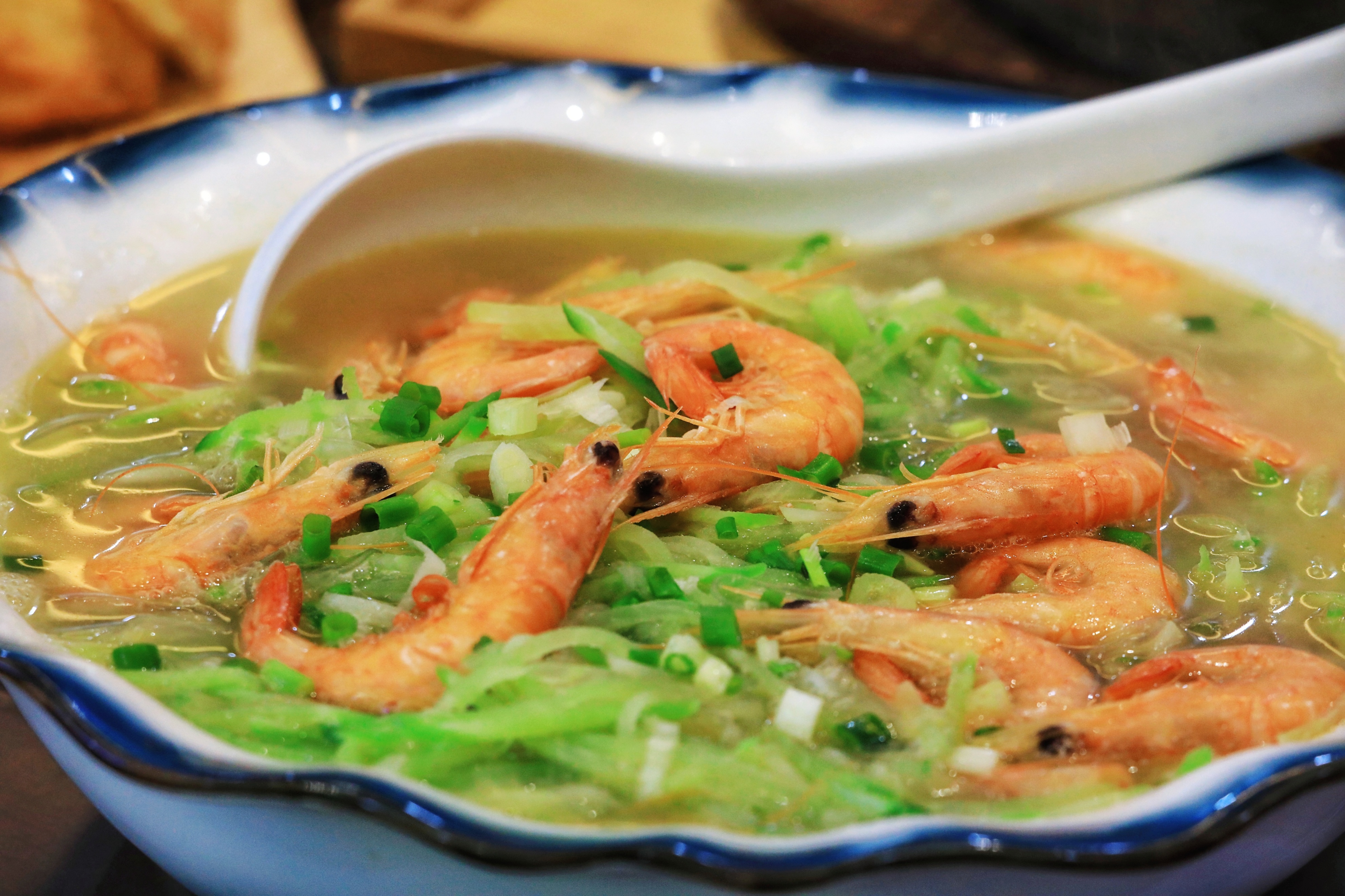 好客山东人吃大葱,山东龙口有什么好吃的美食推荐