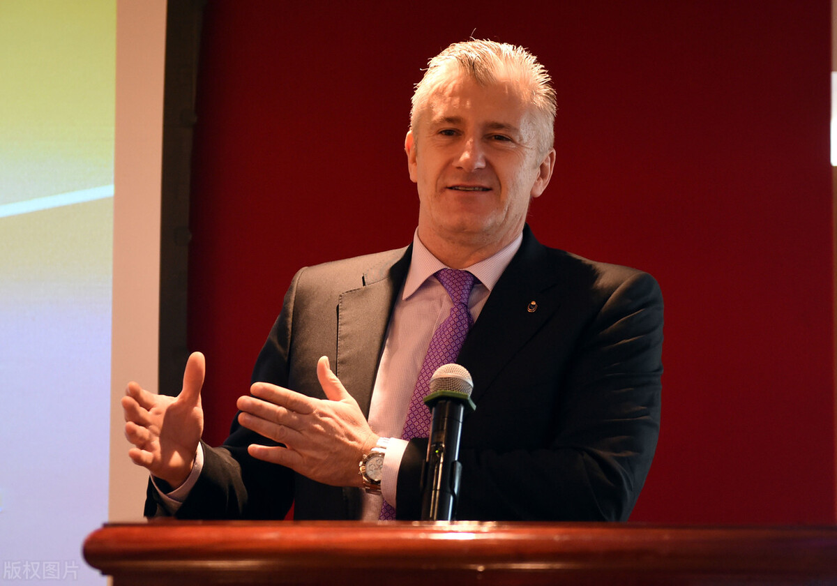 足球为什么是世界第一运动1500字,足球为什么是世界第一运动英文