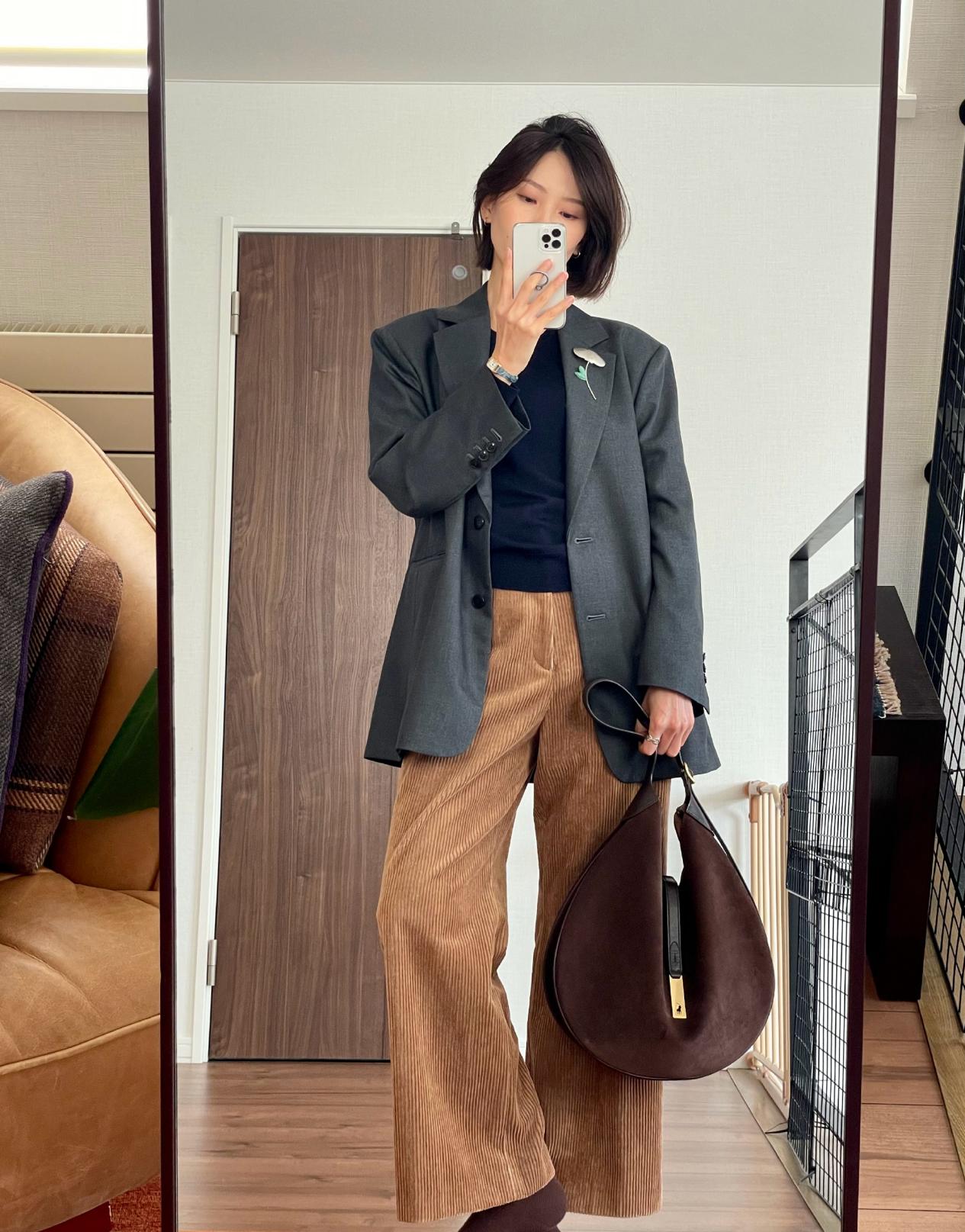 气质女性的穿衣之道：越纯粹，越高级