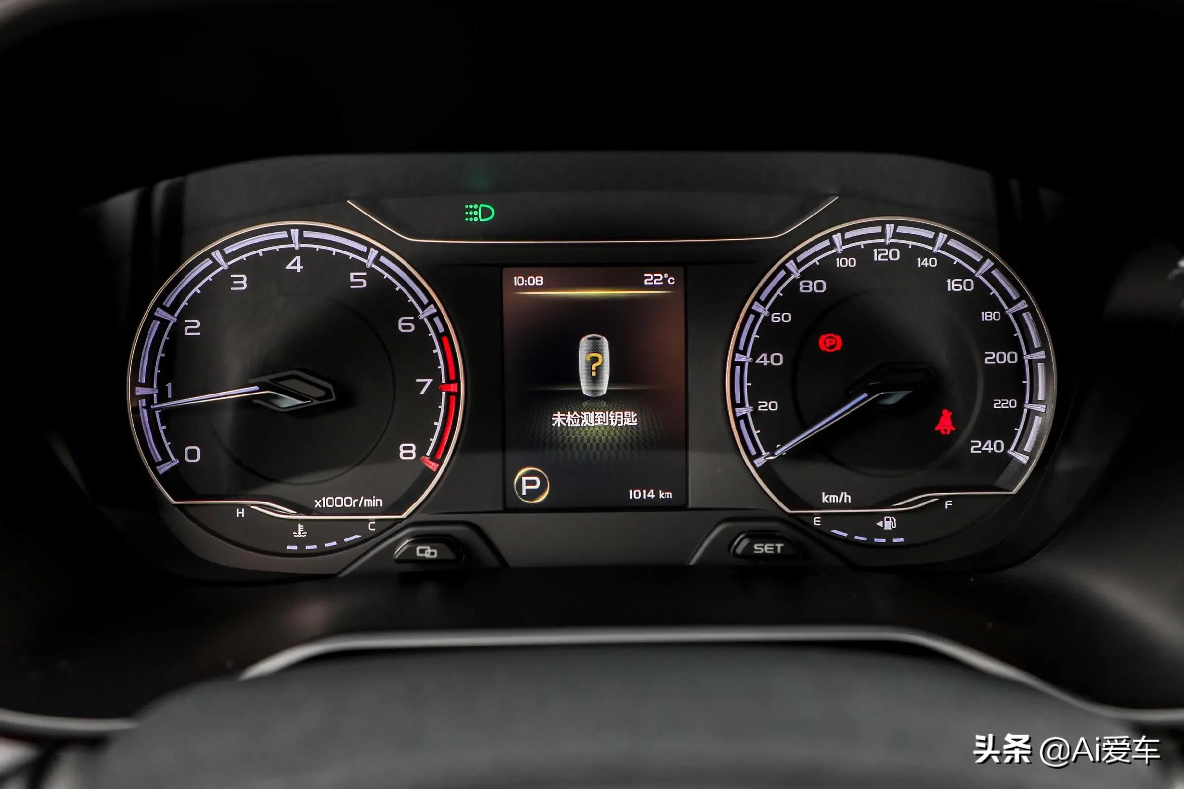 手握13万怒提吉利远景x6,油耗最低的suv吉利远景x6用车感受