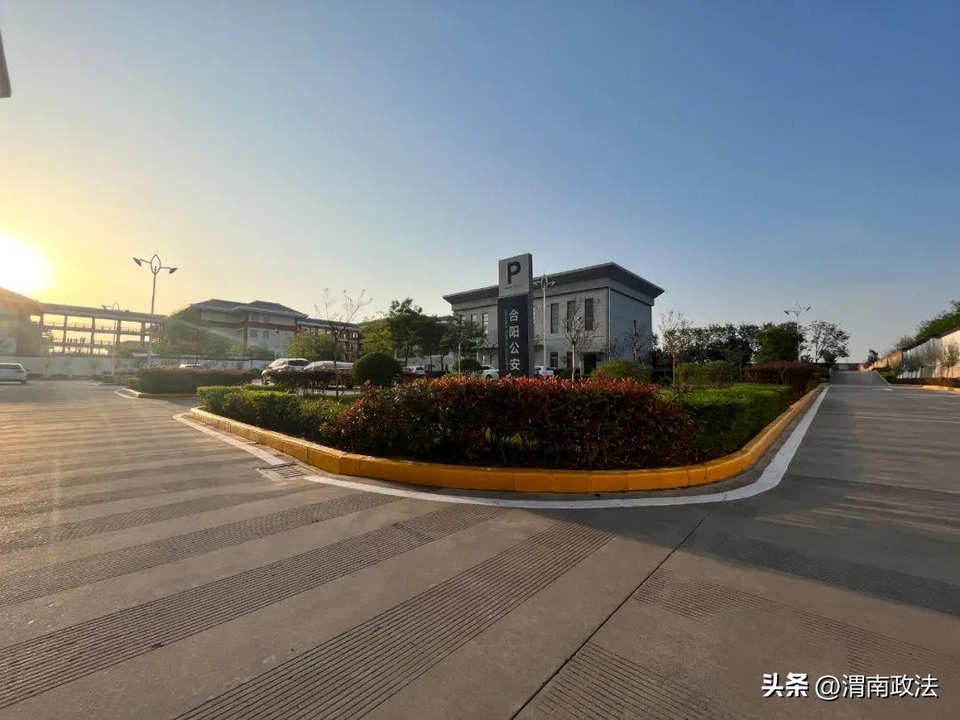 坚持政治建警打造五型警队,多措并举打造义警队