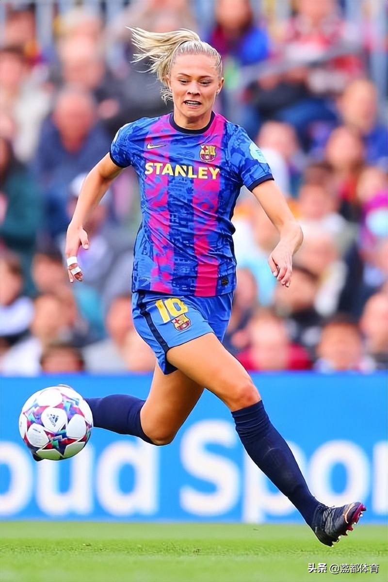 中国留洋女足球运动员,女足球运动员中国