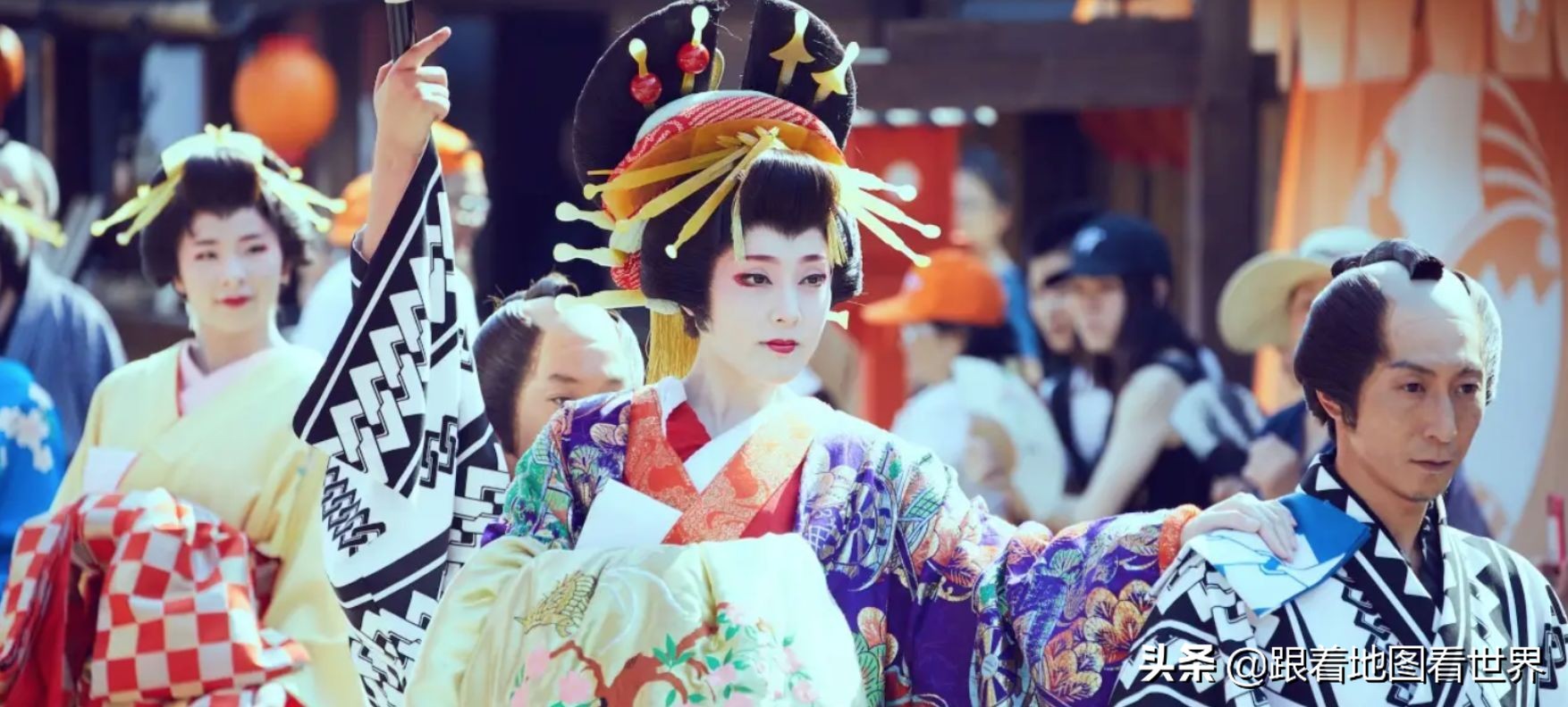 “把灯熄掉，靠我更近一点”：日本江户时代的情色乌托邦