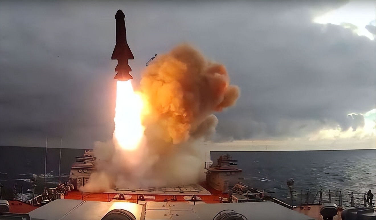 mk41垂直发射系统装反舰导弹吗,mk41垂直发射系统可以一坑四弹吗