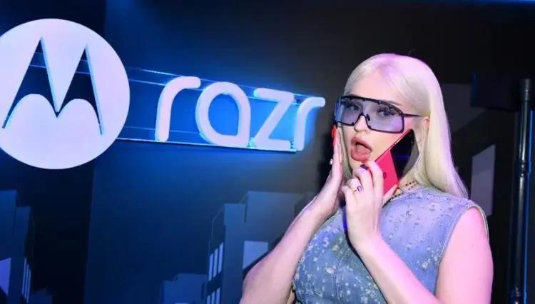 折叠屏pk苹果,折叠屏技术领先苹果