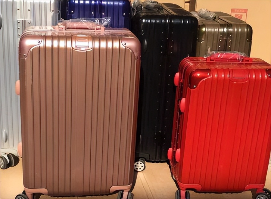 拉杆箱是abs好还是pc料好,行李箱pc材料与abs材料对比