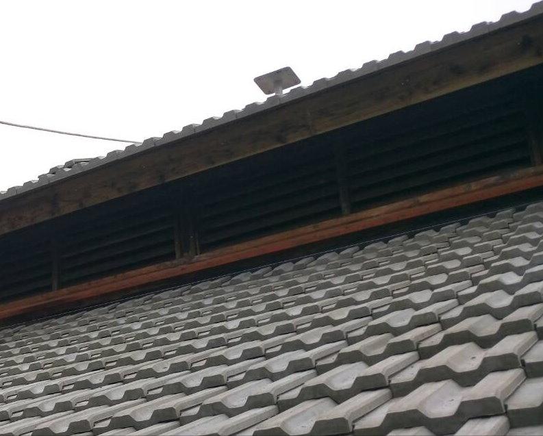 自建房房顶琉璃瓦利弊,树脂瓦红顶白底好用