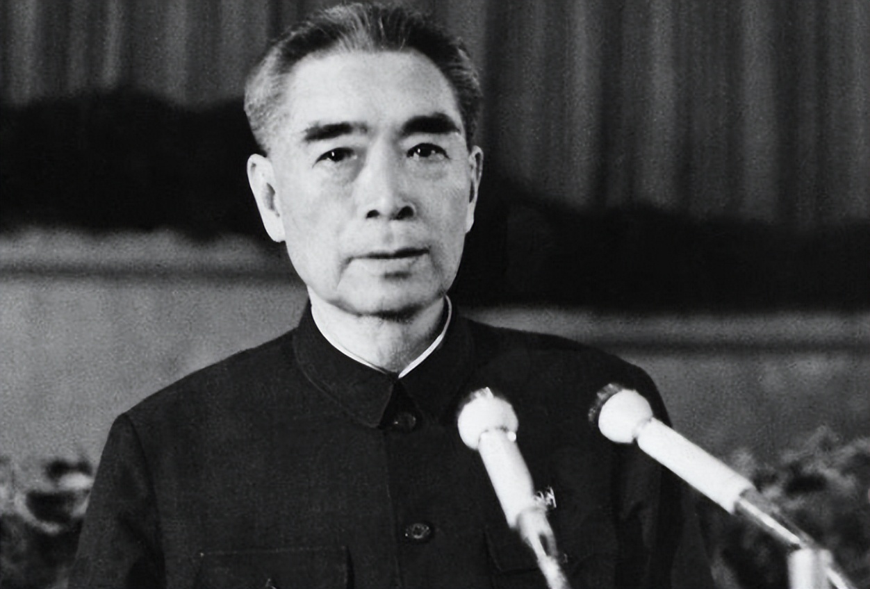 60年印度记者质问:为何说*藏西**是中国的?周总理一个比喻轻松反击