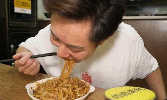 开了20年的街边小店,天津喝汤凉皮