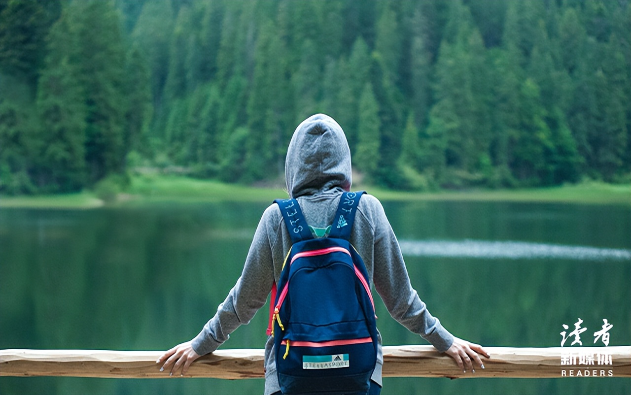 人到了中年怎么还在显摆,人到中年不能炫耀的事