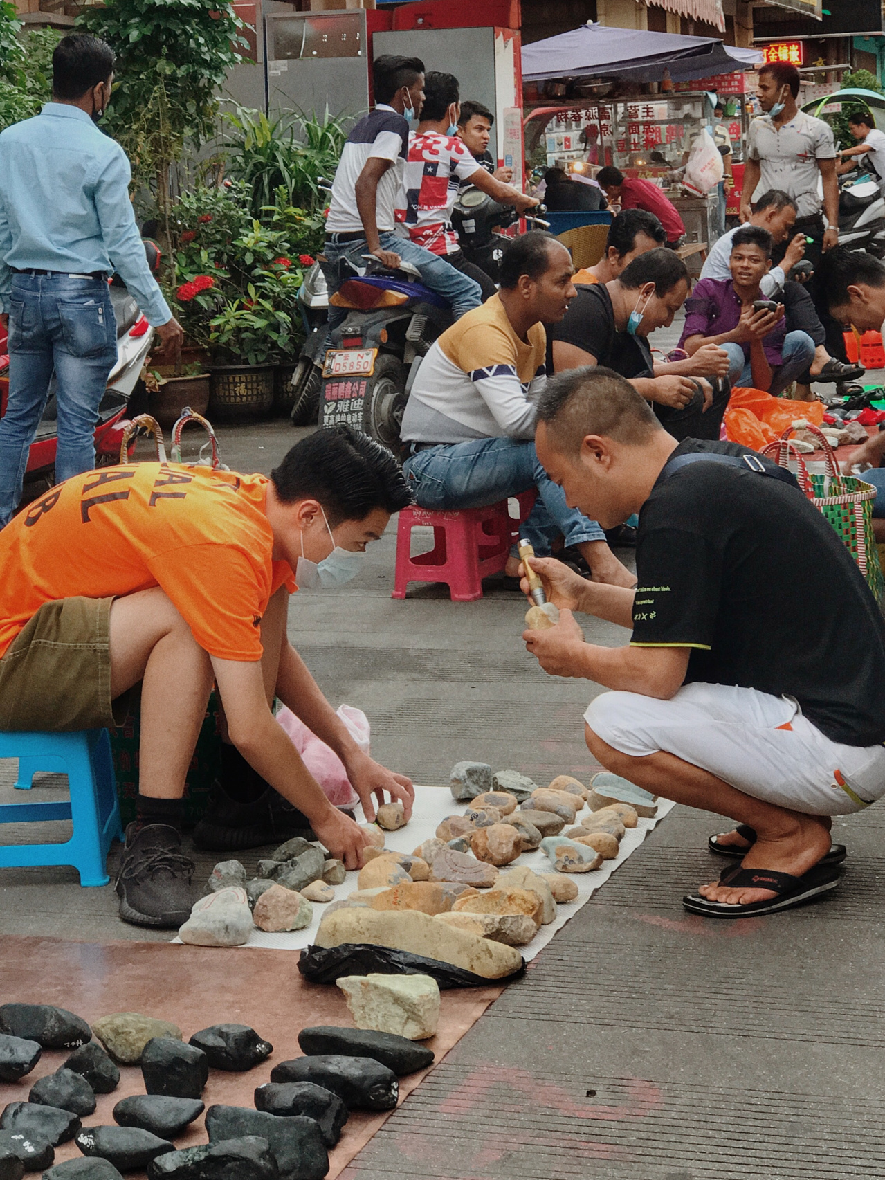 直播间翡翠知识科普,翡翠直播间效果与实物差距大原因