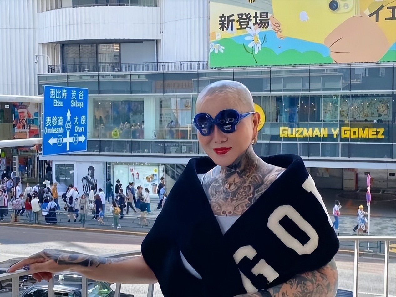 浙江第一富婆宾利姐现状,浙江富婆宾利姐年轻时