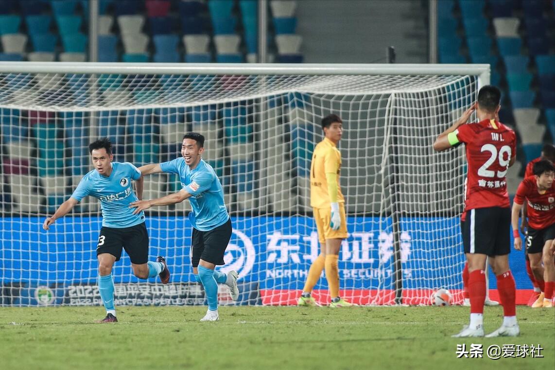 中超大连足球谢晖最新消息,中国传奇足球队谢晖