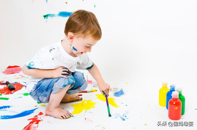 用绘画陪伴孩子成长,从孩子的绘画中看到孩子的成长