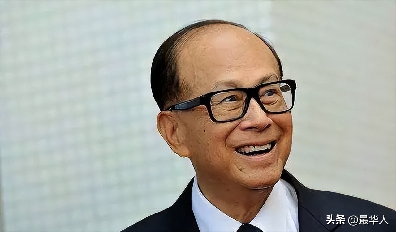 越南女首富被控诈骗120亿美元,越南女首富被捕前视频