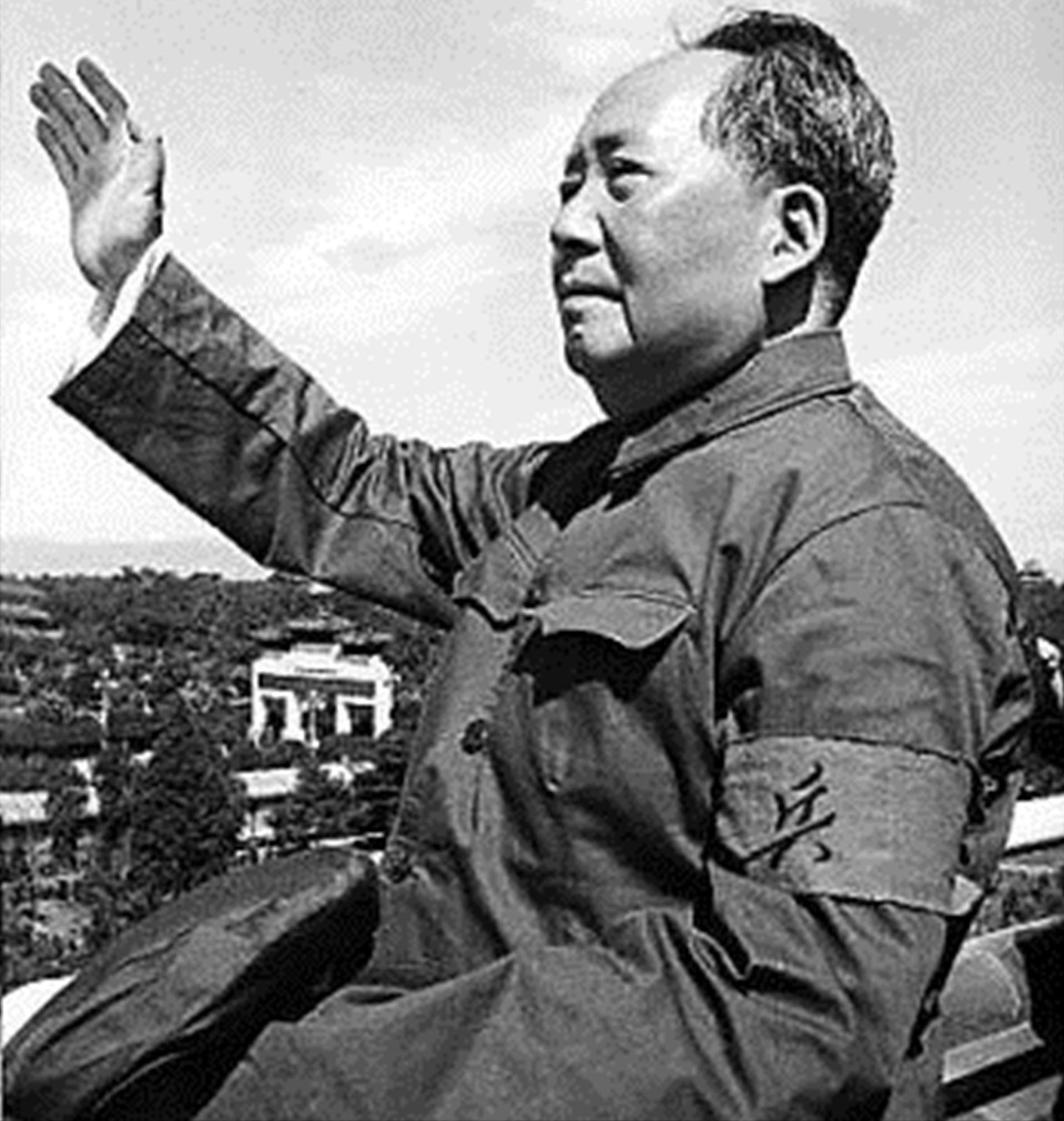 蒋介石晚年想和平回归，毛主席承诺：你儿子可以当台湾省长！