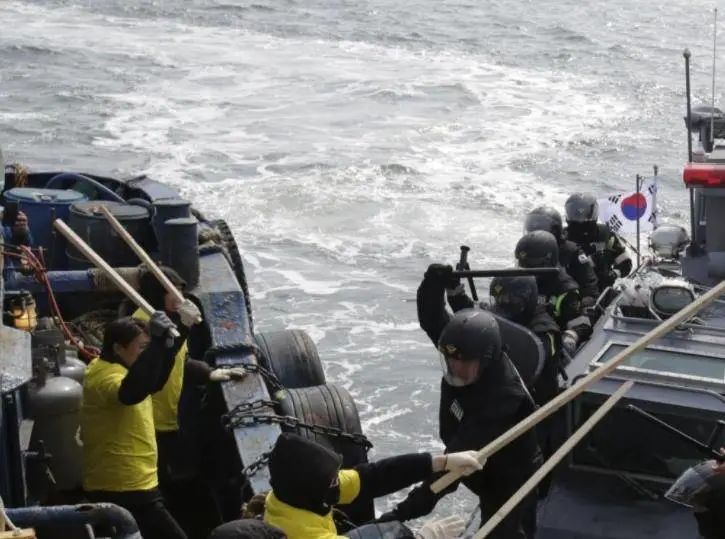 韩国，属实有点犯贱了！